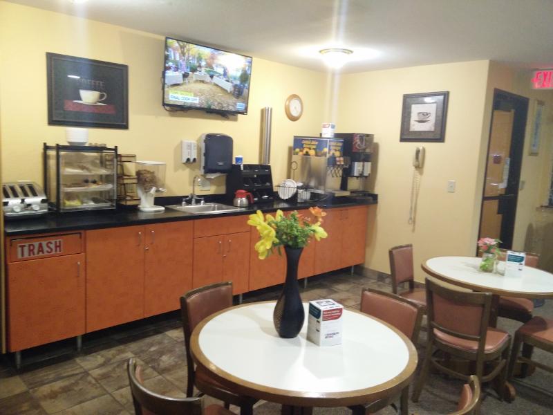 Super 8 By Wyndham Chisago City エクステリア 写真